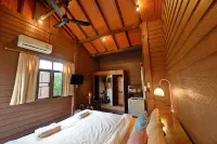 Huan Kawin Est.58 Lanna Home & Collection