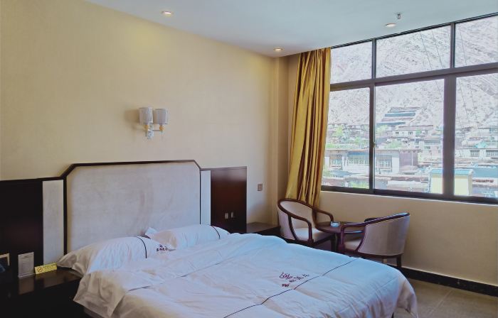 Chaya Chentong Business Hotel