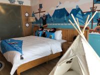 内丘鹊山湖阿尔卡迪亚国际度假酒店 - 熊本熊主题湖景大床房