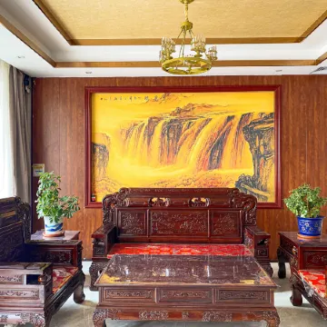 Lingqiu Jindu Hotel