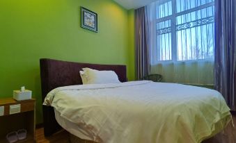 Jixi Huihuang Rixiu Fashion Hotel
