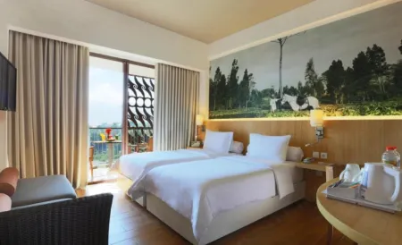 Pesona Alam Resort & Spa Отели рядом с достопримечательностью «Таман Сафари Индонезия Богор»