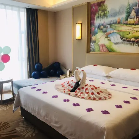 Langliz Hotel(Luzhou Jiangyang)