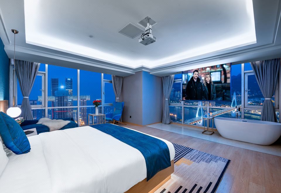 5. 톈칭 리버뷰 호..