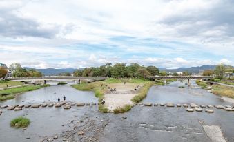 Kyoto KaedeHotel Kamogawa