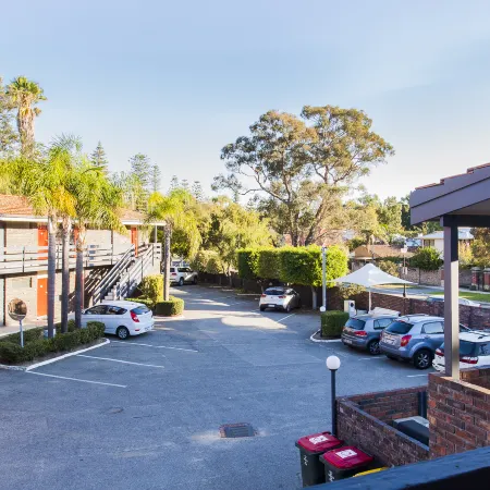 Kings Park Motel