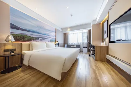 Atour Hotel Huizhou Huiyang High-speed Railway Station