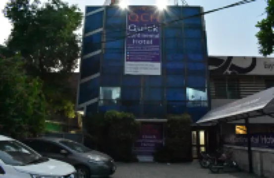 Quick Continental Hotel - Jail Road Hotels near Minar-e-Pakistan