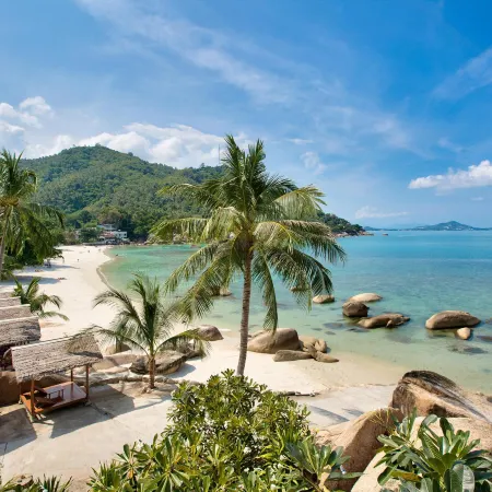 Crystal Bay Yacht Club Beach Resort Отели рядом с достопримечательностью «Тхонг-Такиан»