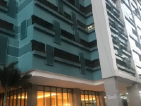 วัน อัพทาวน์ เรสซิเดนซ์ โรงแรมในตากิก