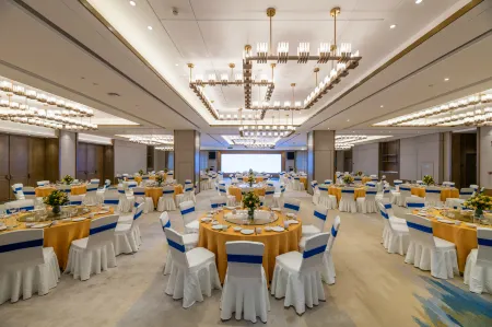 Novotel  Yuncheng  Hotel Отели рядом со станцией Yuncheng North Railway Station