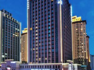 Atour Hotel (Changchun Oriental Plaza, Jiatai)