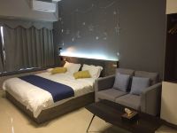 广州赞赞家公寓 - 超大床房