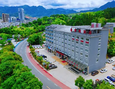 XJY HOTEL Hotels near xiang gu cheng qing yuan