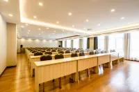 โรงแรมเหวยฟาง ซิลค์โร้ด (ศูนย์การขนส่งผู้โดยสาร ซ่งผัน)