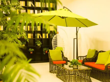 Xiangcheng Xizhang Yijia Hotel Отели рядом с достопримечательностью «Yuan Shikai Residence»