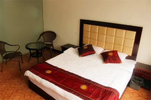 Emeishan Banshanyue Lodge