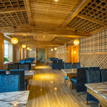 Aipai Hotel