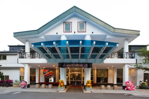 Lakeside Resort - parking