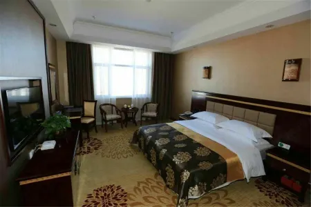 Ruidu Hotel, Balikun Отели в г. Баликунь