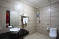 Zalantun Four Seasons Spring Hotel - Pet Friendly