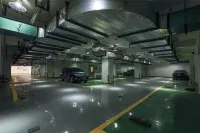 Kinghood Joyway Hotel - parking