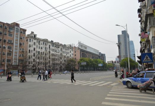 Sunshine Fashion Hotel (Nanchang University Yi Affiliated Hospital)Hotel Overview