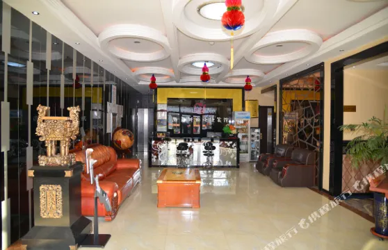 湯原灝盈時尚快捷賓館