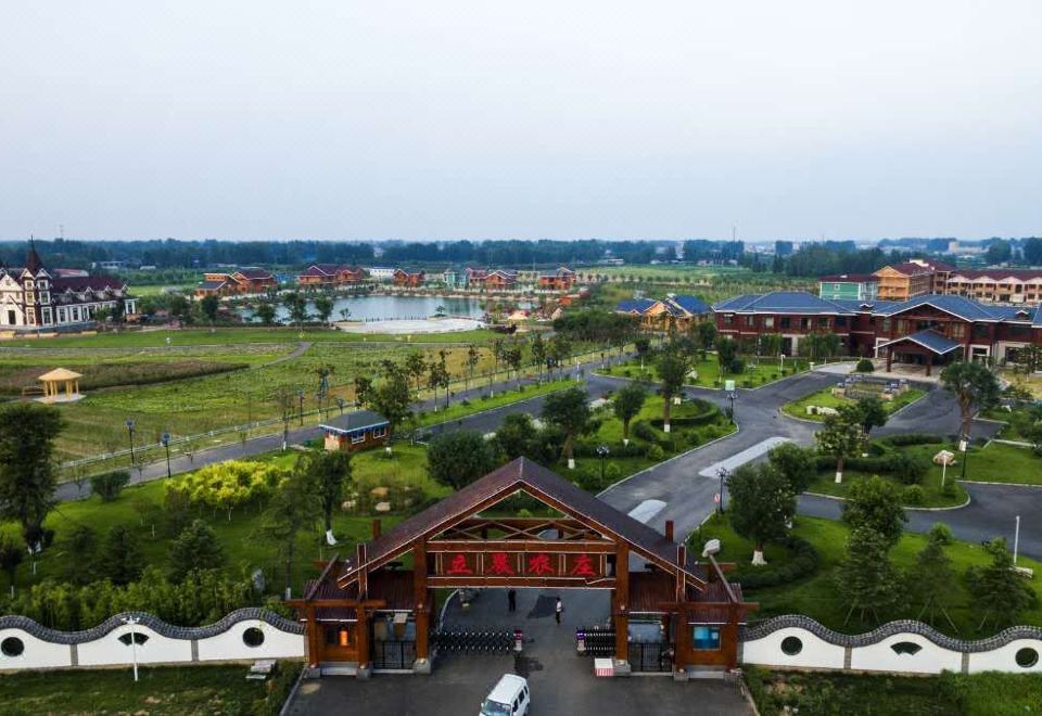 hotel overview picture
