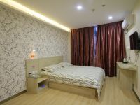 布丁酒店(上海周浦万达广场店) - 商务大床房