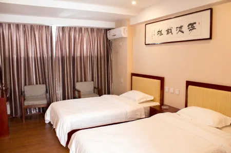 Changyi Junyuelai Hotel Отели рядом с достопримечательностью «Sanshan Park»