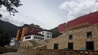 Kangding Jakarta Love Hotel (Love Song Park) Hotels near Yuding Snow Viewing Deck