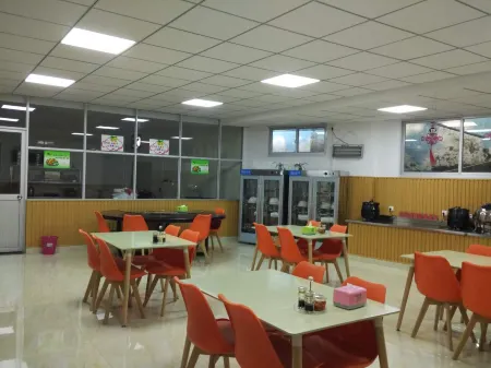 Super 8 Nanping Yanping Xingguang Отели рядом с достопримечательностью «Nanping Pedestrian Street»