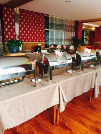 Xintai Hotel Отели рядом с достопримечательностью «Cham Lake National Water Conservancy Scenic Area»