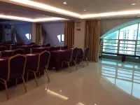 Qixian Riverside Hotel Hotels in Baoting