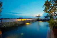 Nita by Vo Luxury Hotel - Rooftop Pools