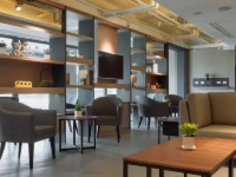 Orange Hotel Wenhua 嘉義のホテル