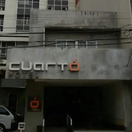 Cuarto Hotel