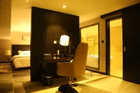 Kaiyuan Caesar Business Hotel