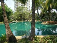 三亚湾阳光海岸海景度假公寓 - 室外游泳池
