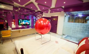 Shangzhixu Theme Hotel