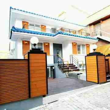 Guesthouse K Hotel Exterior