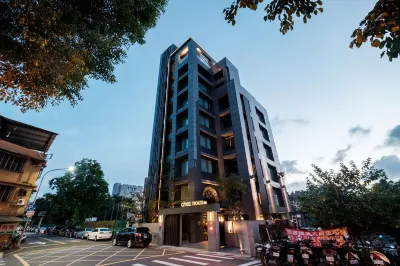 Chez nous Hotels in Taipei