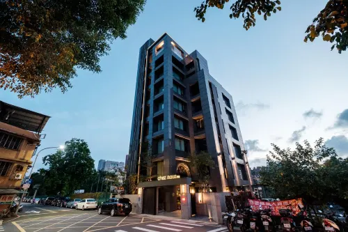 Chez nous Hotels in Taipei