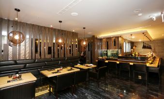 Chiayi Look Hotel