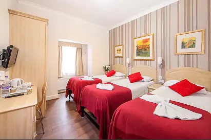 Fairway Hotel