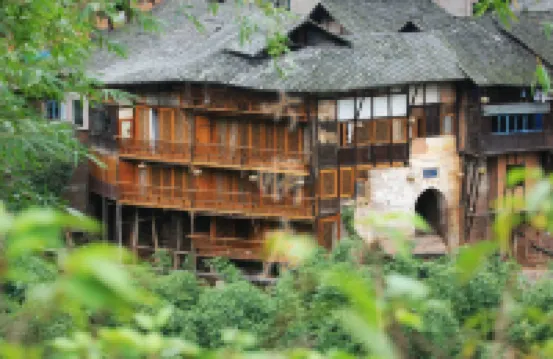 Dashundian Hanging House Hostel