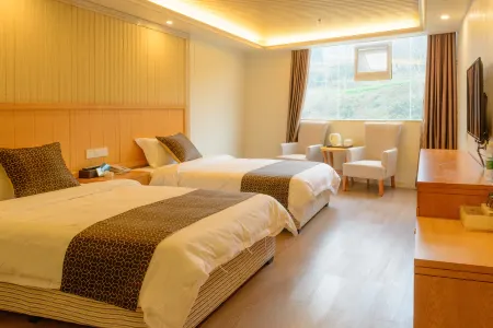 Guangyuan Jianzhou Hotel