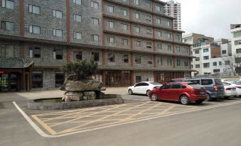 Xiuwenlongchangyi Hotel (Yangming Culture Park)