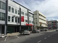 Brezza Hotel Sitiawan Hotels in Manjung